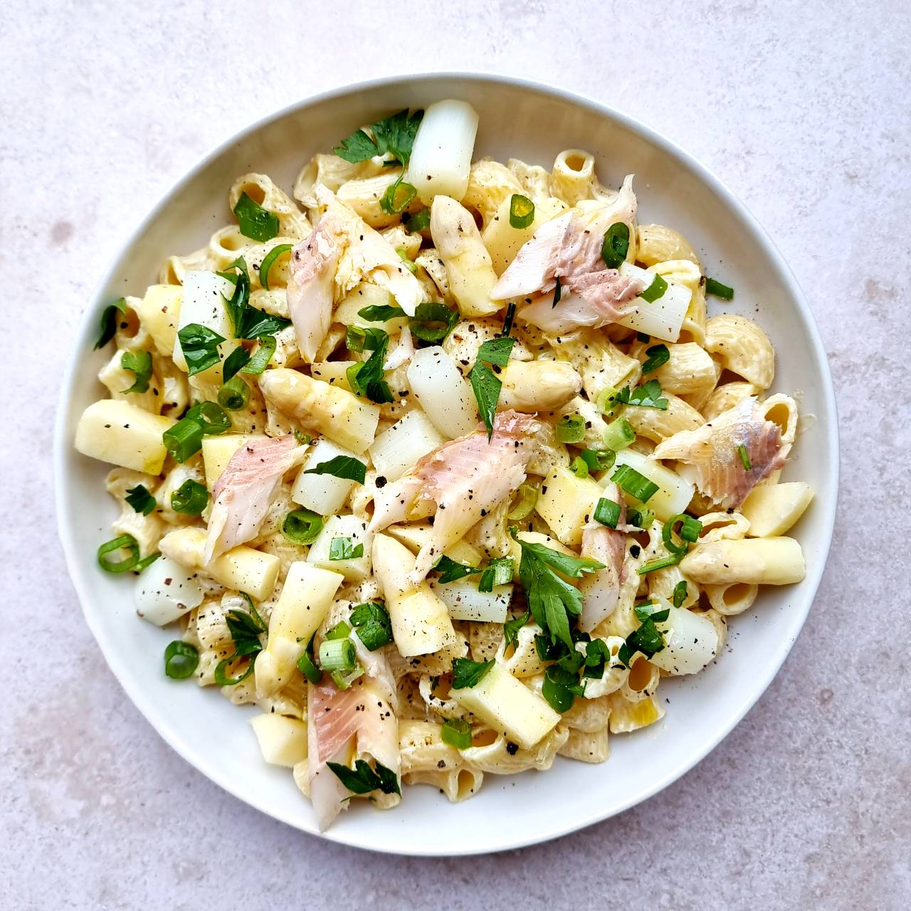 White asparagus pasta salad